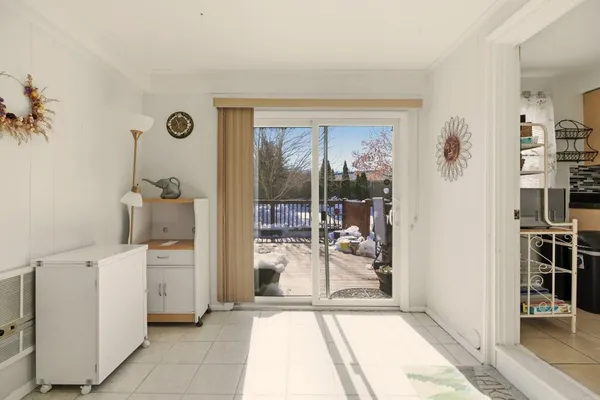 $439,000 | 57 Warren Avenue, Tiverton, RI 02878