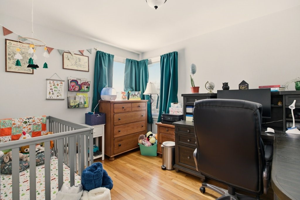 57 Warren Avenue Tiverton, RI 02878 - Photo 18 of 37