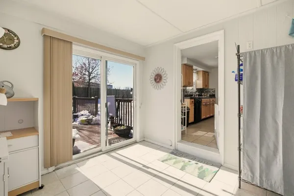 $439,000 | 57 Warren Avenue, Tiverton, RI 02878