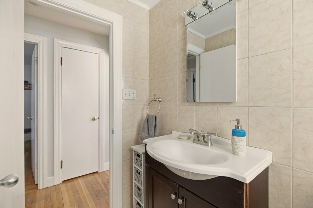 57 Warren Avenue Tiverton, RI 02878 - Photo 30 of 37