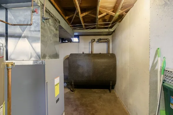 $439,000 | 57 Warren Avenue, Tiverton, RI 02878