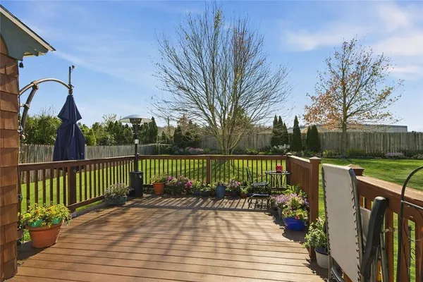 $439,000 | 57 Warren Avenue, Tiverton, RI 02878