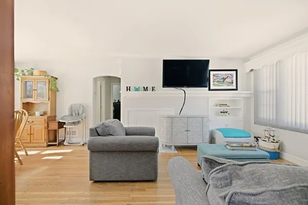 $439,000 | 57 Warren Avenue, Tiverton, RI 02878