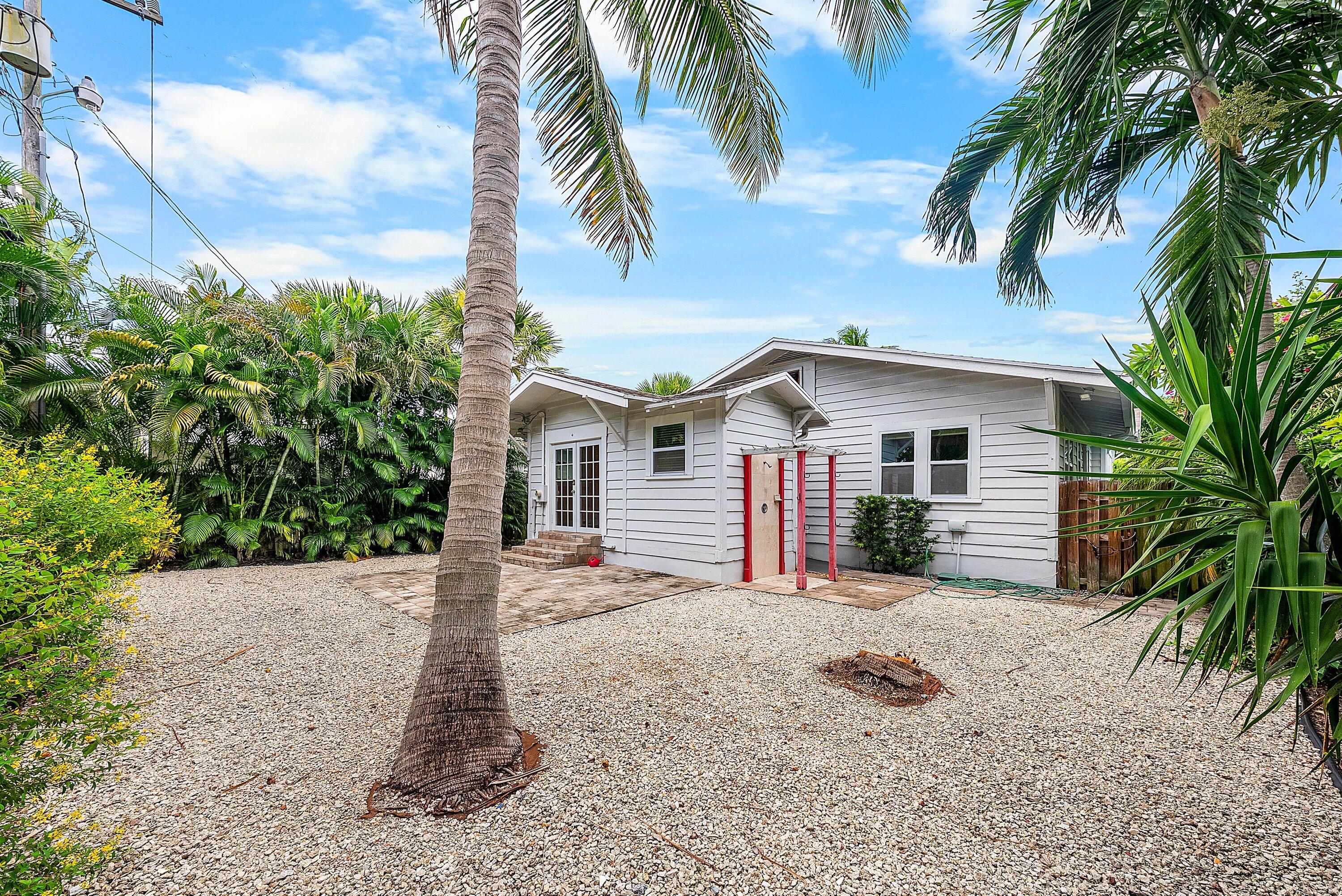 220 Malverne Road West Palm Beach, FL 33405 - Photo 24 of 26 027-220MalverneRoad-WestPalmBeach-FL-334