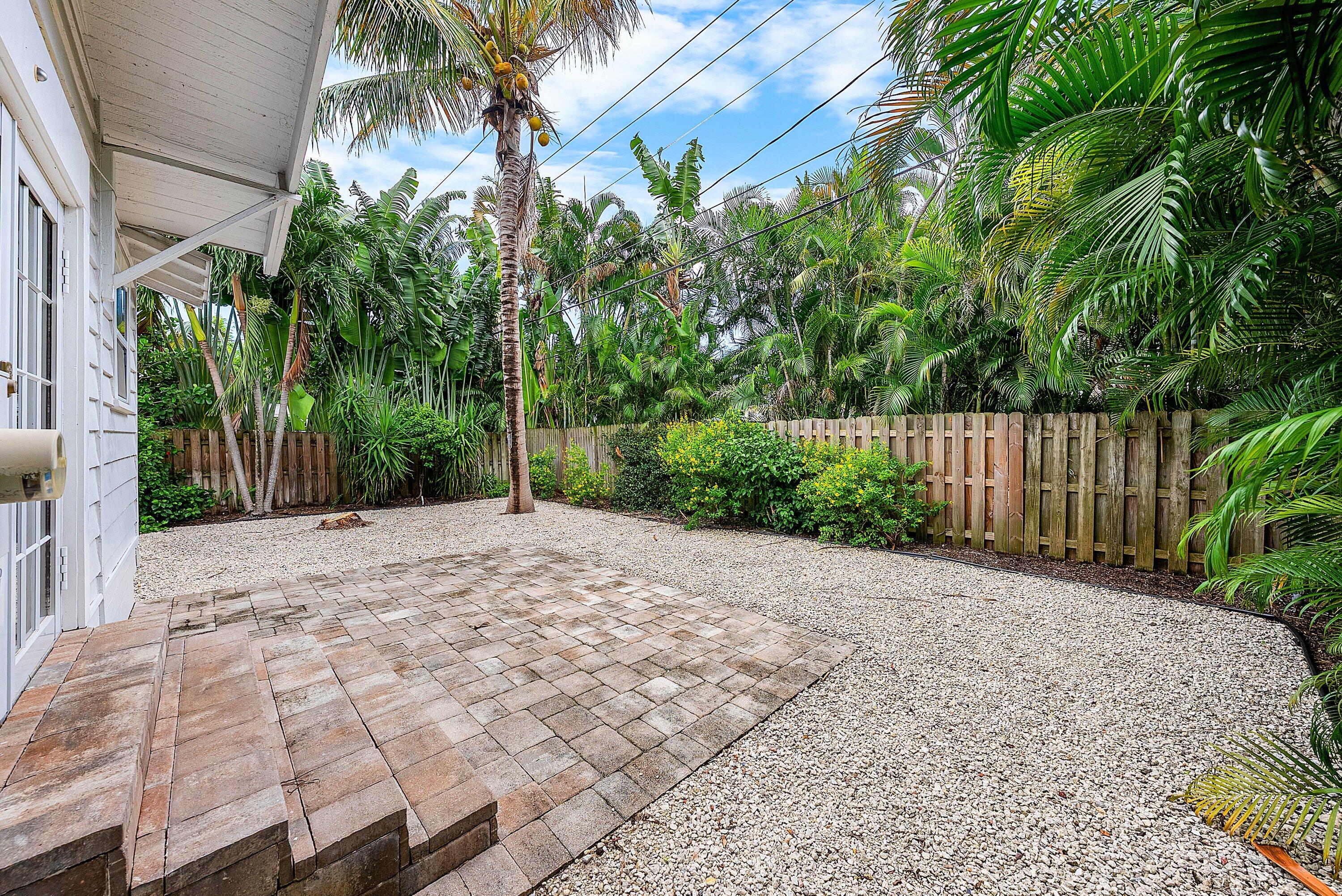 220 Malverne Road West Palm Beach, FL 33405 - Photo 25 of 26 029-220MalverneRoad-WestPalmBeach-FL-334