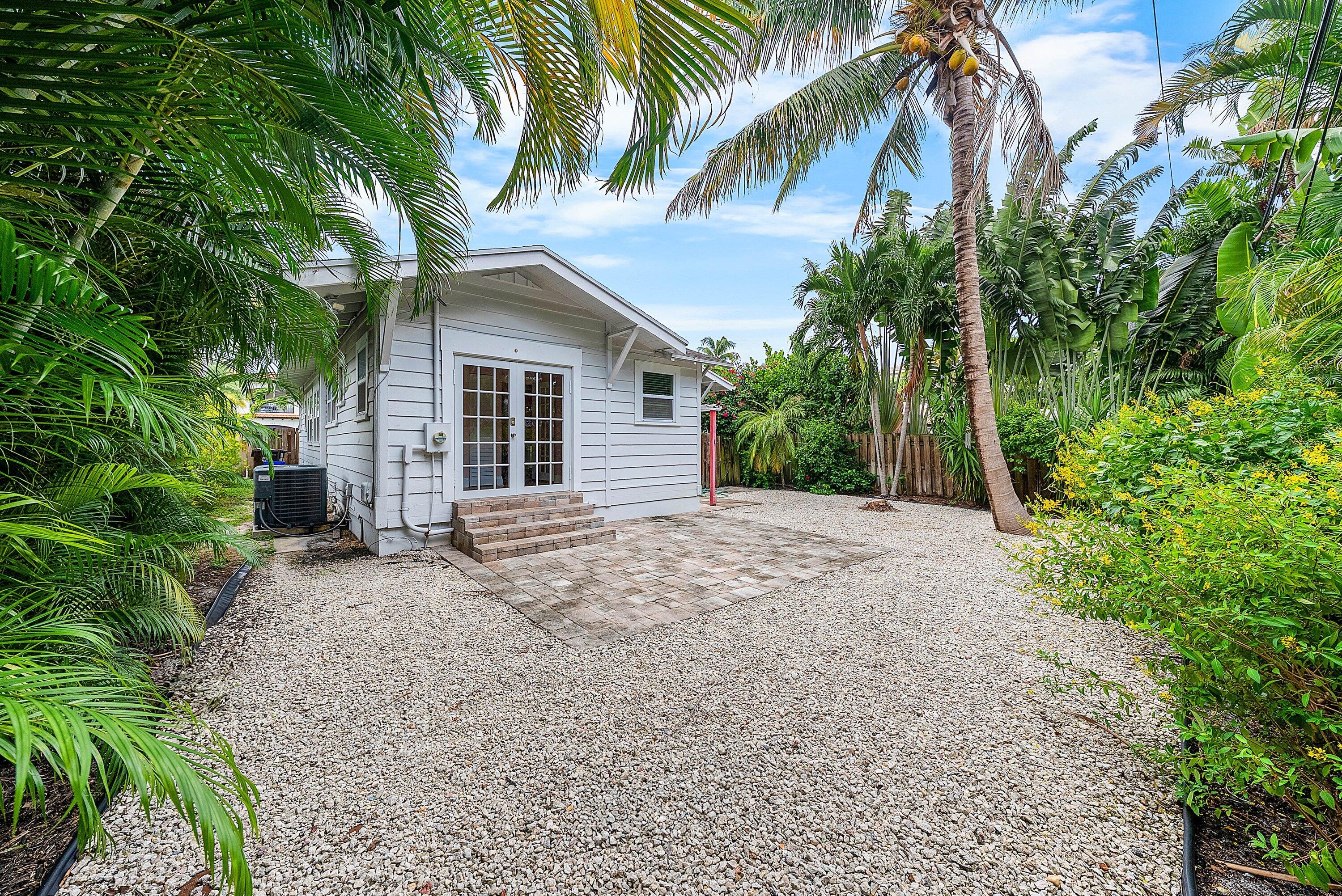 220 Malverne Road West Palm Beach, FL 33405 - Photo 26 of 26 030-220MalverneRoad-WestPalmBeach-FL-334