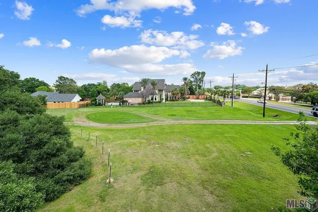 $550,000 | Lot 2 Highland Road, Baton Rouge, LA 70810