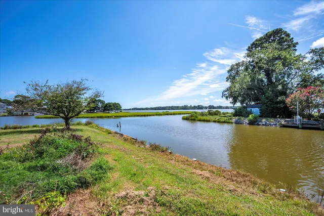 a view of a lake with houses