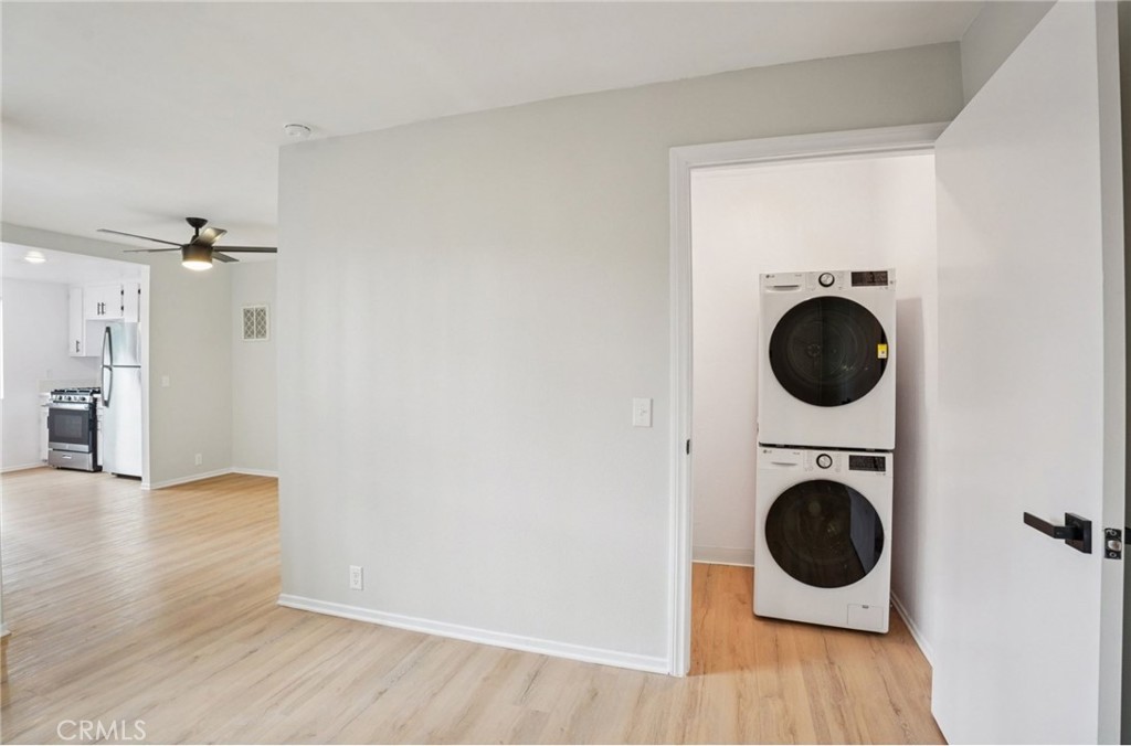 420 West Windsor Road Glendale, CA 91204 - Photo 6 of 21