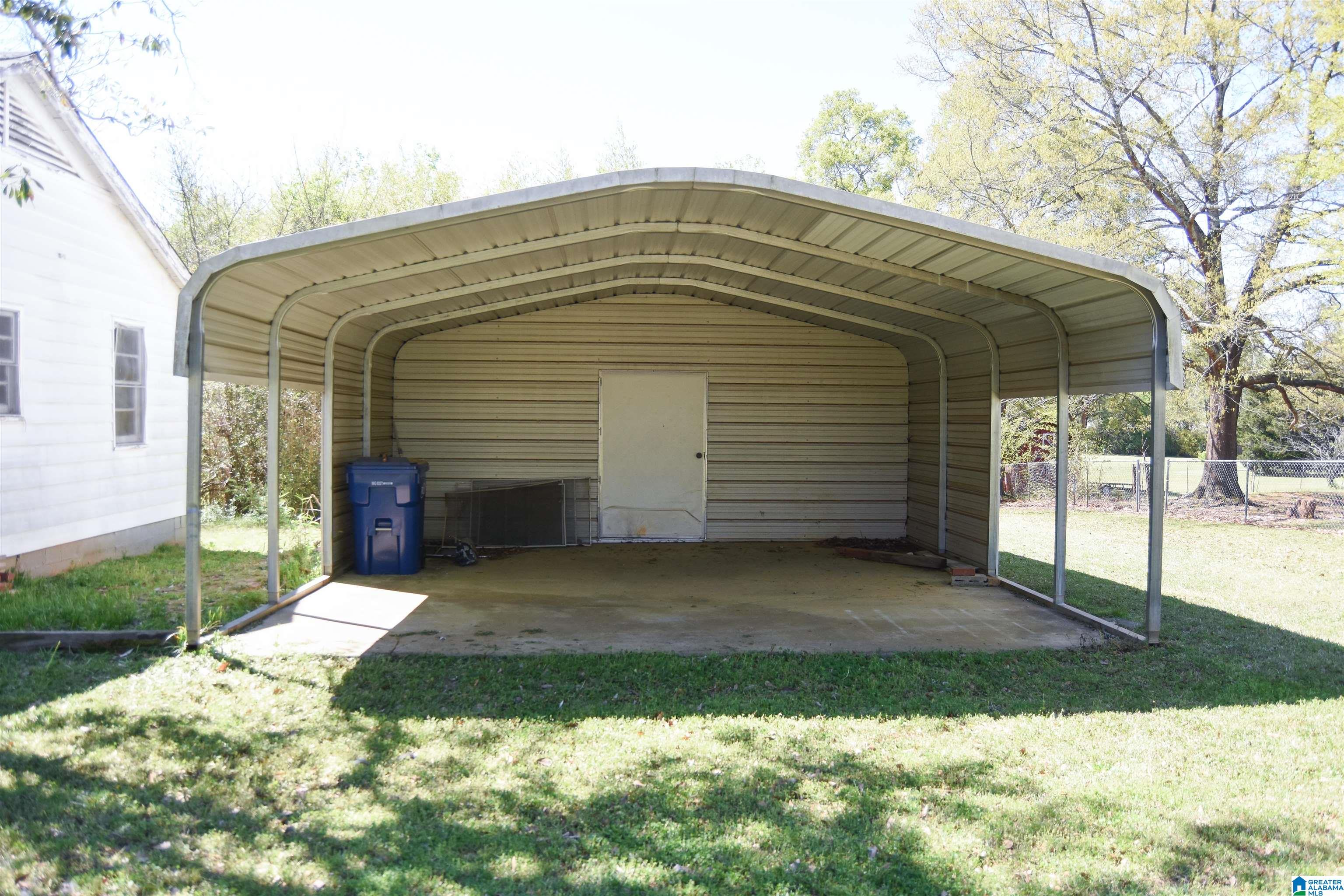 177 Shocco Springs Road Talladega, AL 35160 - Photo 4 of 23