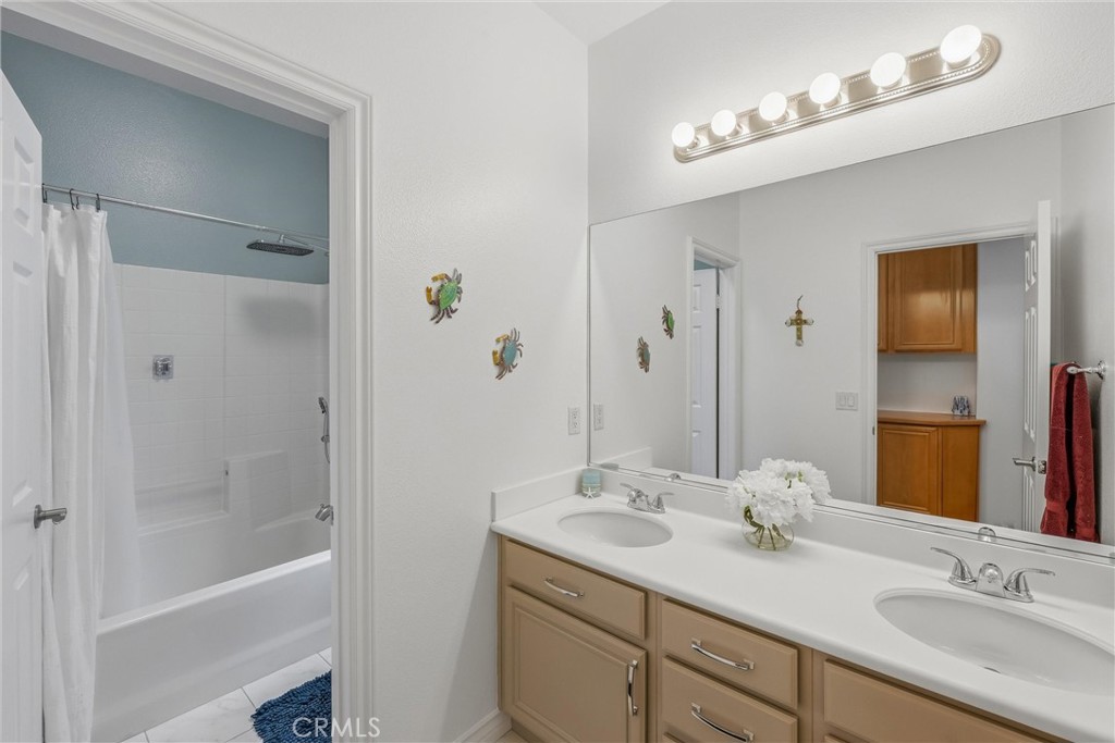 8214 Lavender Lane Riverside, CA 92508 - Photo 41 of 64
