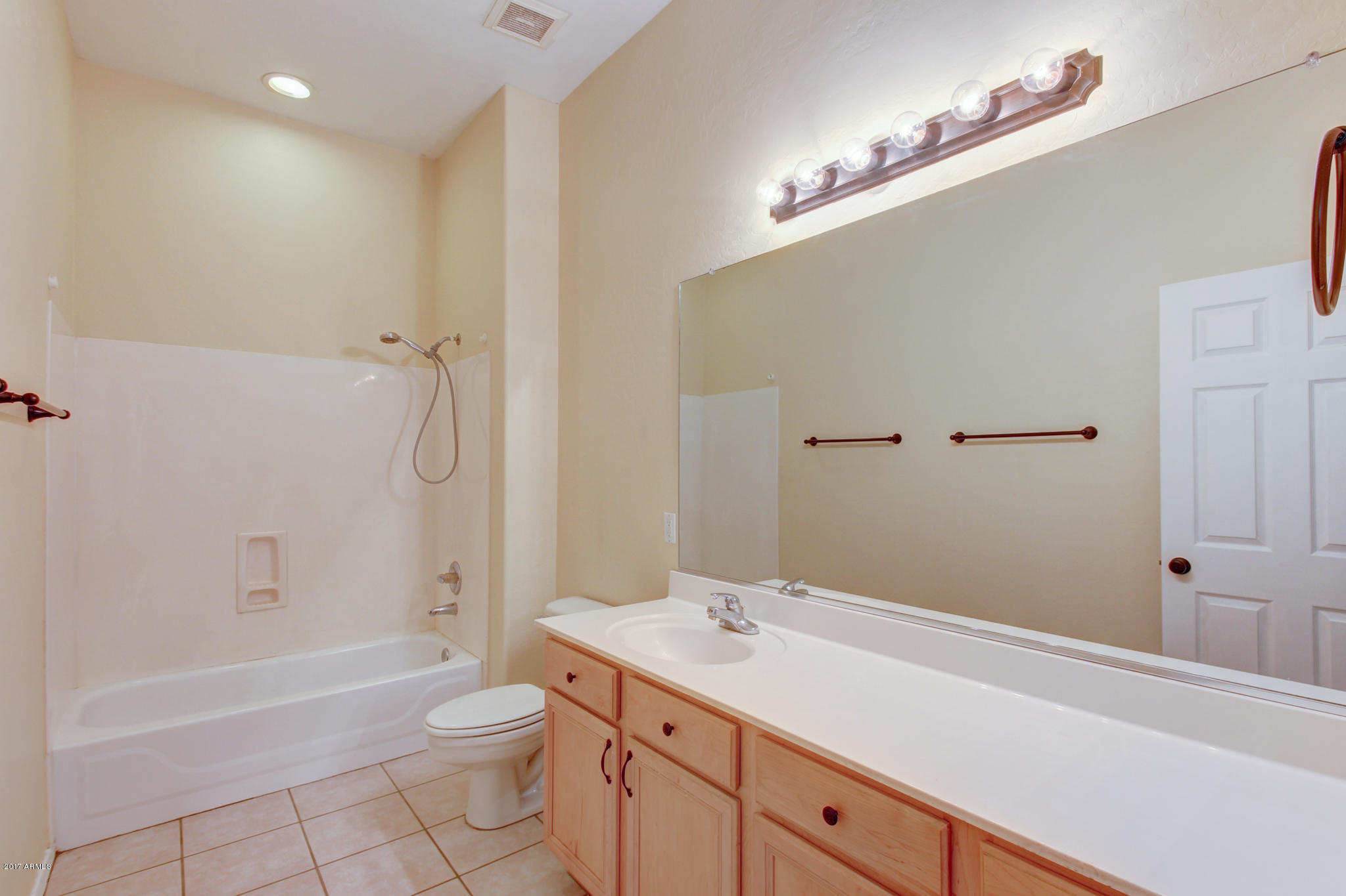 658 East Ranch Road Gilbert, AZ 85296 - Photo 19 of 36 658 East Ranch Road MLS (19)