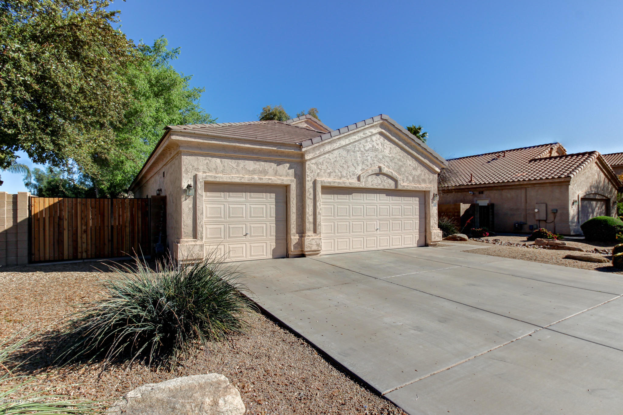 658 East Ranch Road Gilbert, AZ 85296 - Photo 2 of 36 658 East Ranch Road MLS (1)