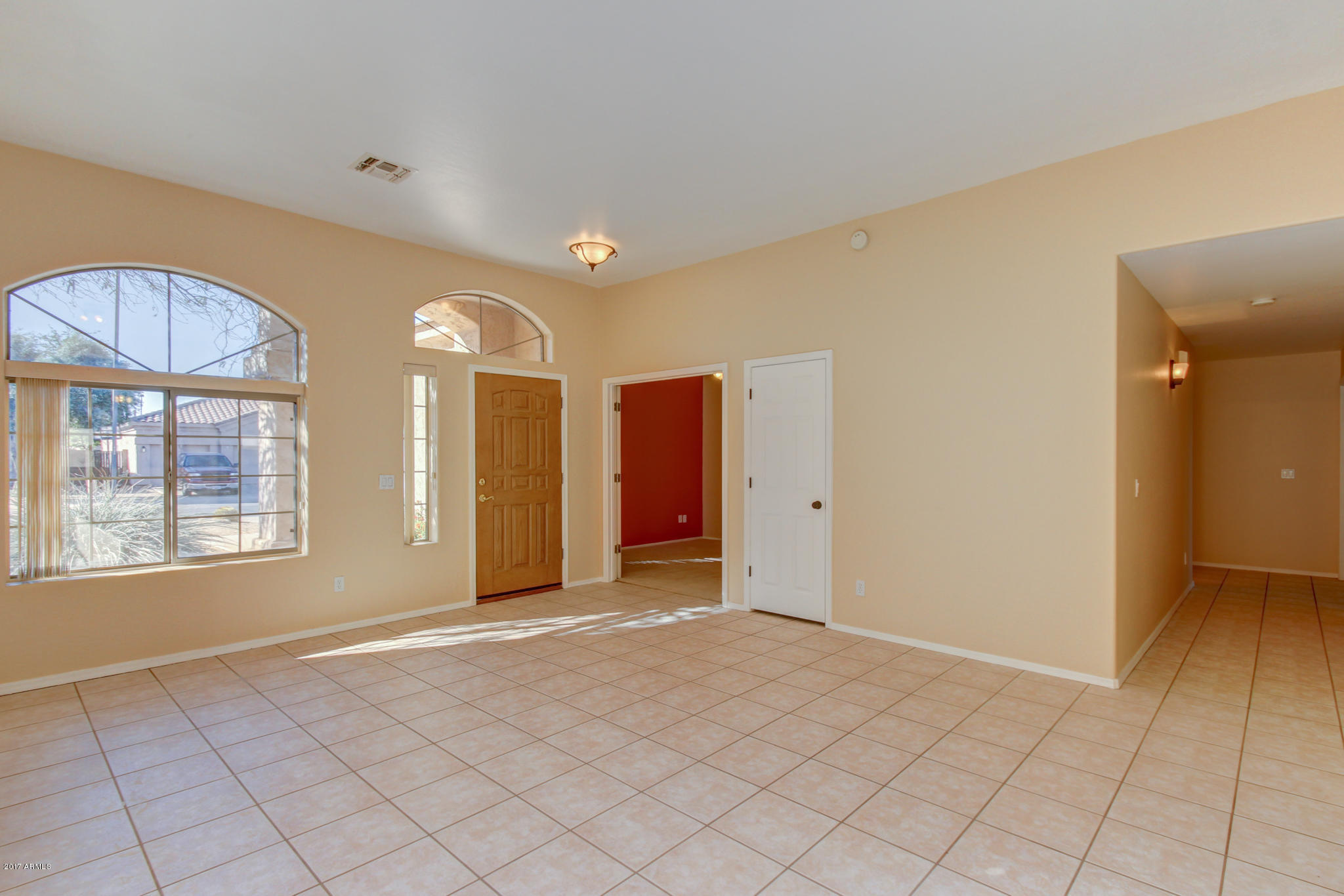 658 East Ranch Road Gilbert, AZ 85296 - Photo 6 of 36 658 East Ranch Road MLS (6)