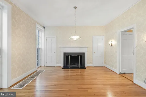 $1,300,000 | 1317 4th Street Southwest, Washington, DC 20024