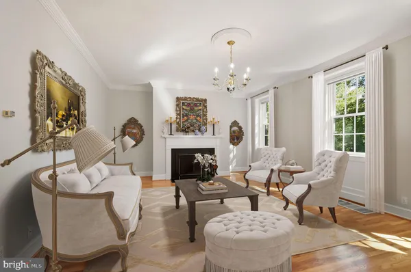 $1,300,000 | 1317 4th Street Southwest, Washington, DC 20024