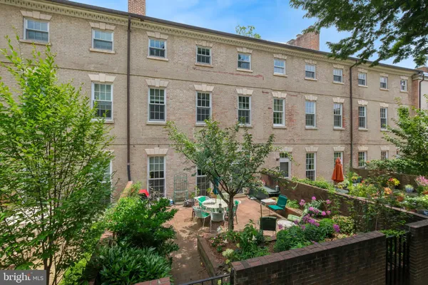 $1,300,000 | 1317 4th Street Southwest, Washington, DC 20024