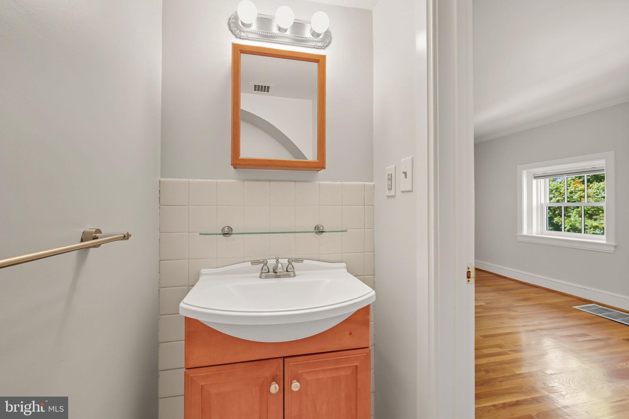 1317 4th Street Southwest Washington, DC 20024 - Photo 28 of 65 En-Suite Bathroom