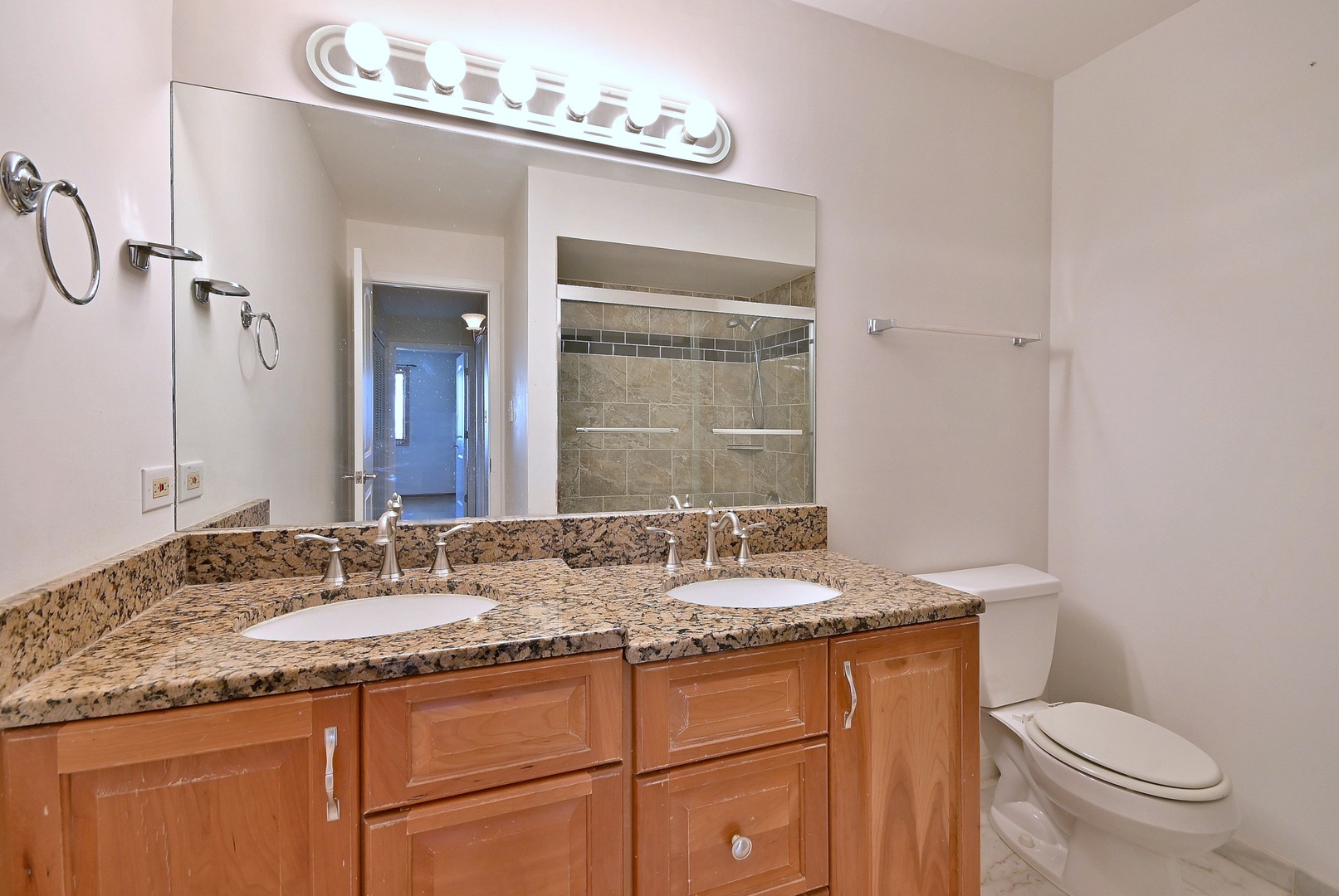 10512 Ridge Cove Drive, Unit 31C Chicago Ridge, IL 60415 - Photo 18 of 30 Gallery Image 18