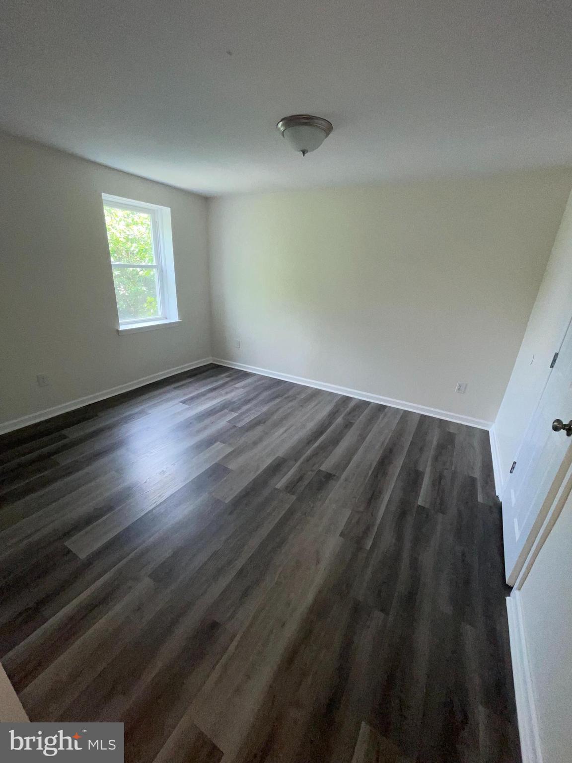 2519 Mutter Street Philadelphia, PA 19133 - Photo 8 of 12