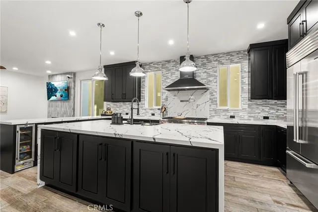 $2,499,000 | 620 22nd Street, Huntington Beach, CA 92648