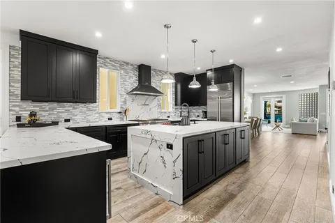 $2,499,000 | 620 22nd Street, Huntington Beach, CA 92648