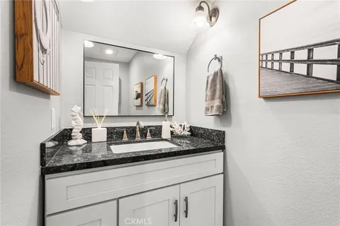 $2,499,000 | 620 22nd Street, Huntington Beach, CA 92648