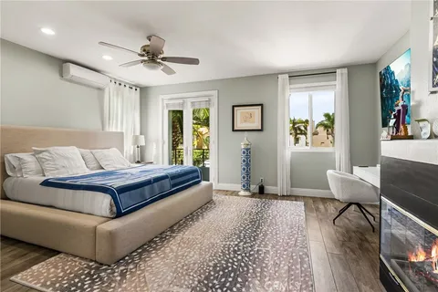 $2,499,000 | 620 22nd Street, Huntington Beach, CA 92648