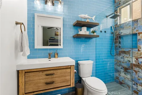 $2,499,000 | 620 22nd Street, Huntington Beach, CA 92648