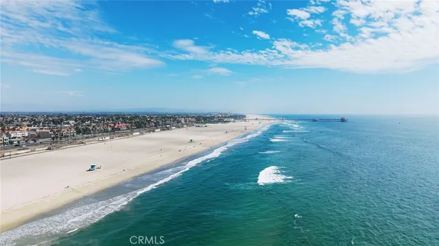 $2,499,000 | 620 22nd Street, Huntington Beach, CA 92648