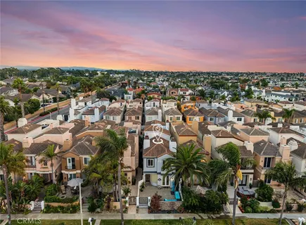 $2,499,000 | 620 22nd Street, Huntington Beach, CA 92648