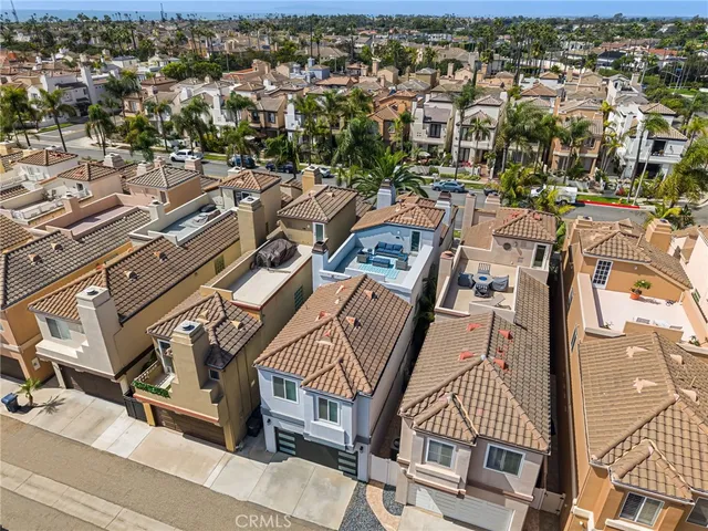 $2,499,000 | 620 22nd Street, Huntington Beach, CA 92648