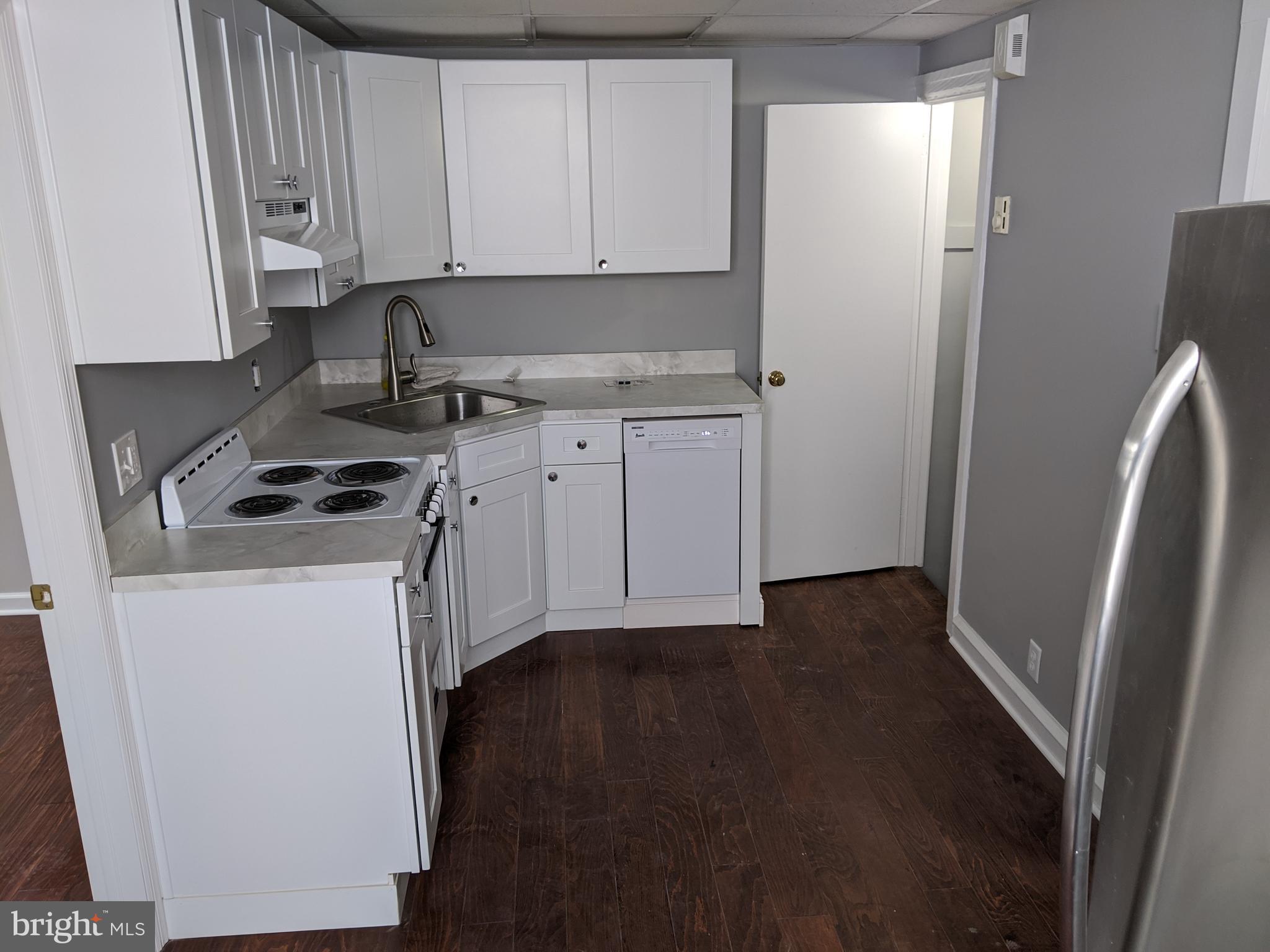 119 Westdale Road Upper Darby, PA 19082 - Photo 4 of 9 Gallery Image 4
