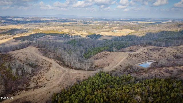 $715,650 | 3456 Warrensburg Road, Unit 17, Whitesburg, TN 37891