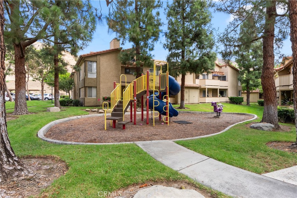 5160 Twilight Canyon Road, Unit G Yorba Linda, CA 92887 - Photo 21 of 22 Community Park