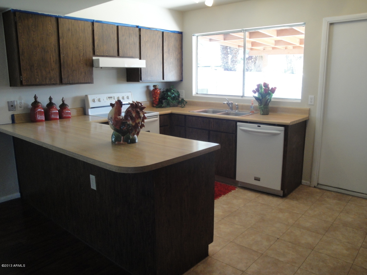307 West Nopal Place Chandler, AZ 85225 - Photo 3 of 19 nopal (1)