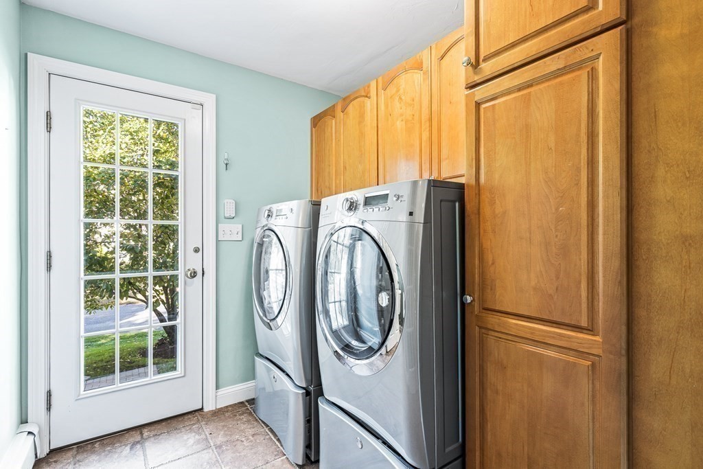 8 Hodges Avenue Wellesley, MA 02482 - Photo 14 of 42