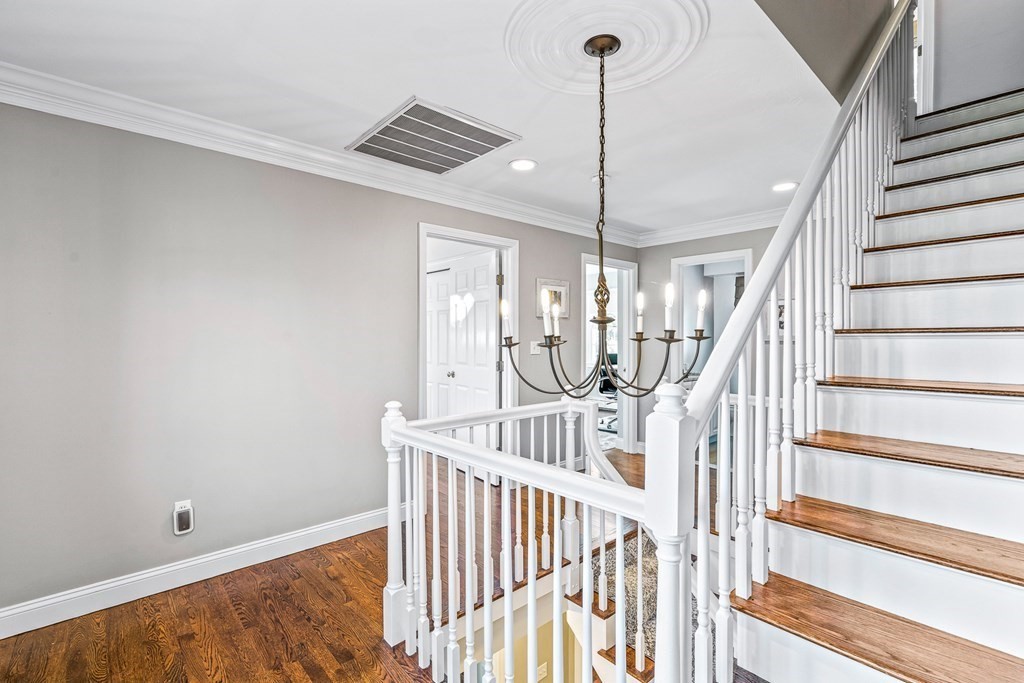 8 Hodges Avenue Wellesley, MA 02482 - Photo 27 of 42