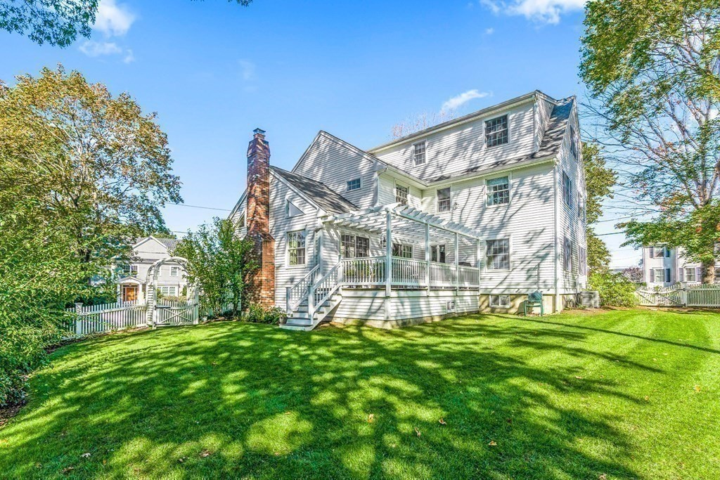 8 Hodges Avenue Wellesley, MA 02482 - Photo 37 of 42