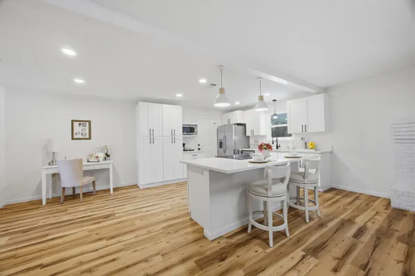 $449,000 | 600 Burgundy Lane, Fort Walton Beach, FL 32547