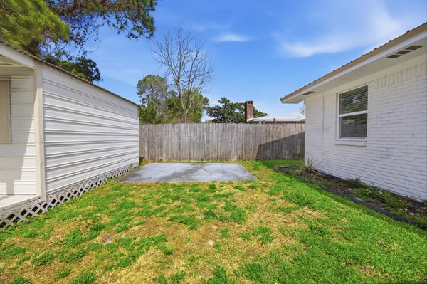 $449,000 | 600 Burgundy Lane, Fort Walton Beach, FL 32547