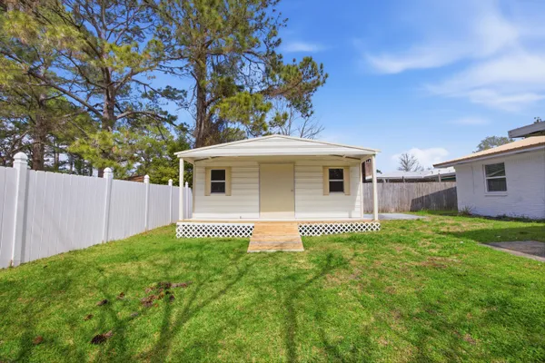 $449,000 | 600 Burgundy Lane, Fort Walton Beach, FL 32547