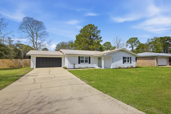 $449,000 | 600 Burgundy Lane, Fort Walton Beach, FL 32547