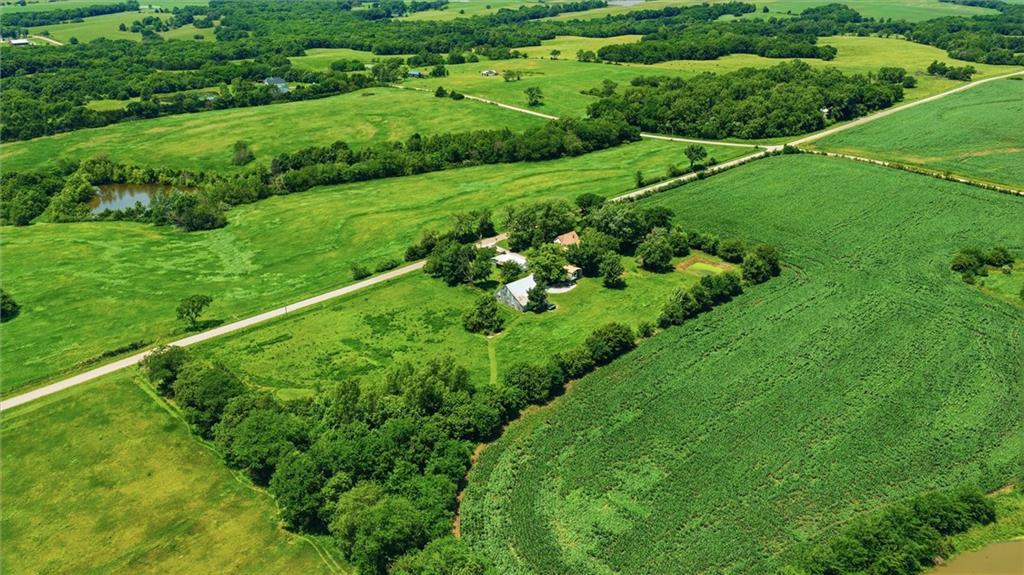 12472 Saline Road Oskaloosa, KS 66066 - Photo 23 of 37