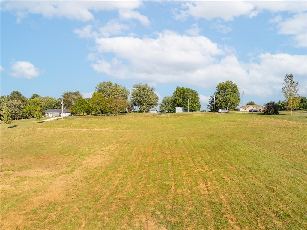 17090 Smith Road Smithville, MO 64089 - Photo 12 of 28 Gallery Image 12