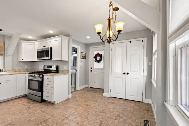 $529,000 | 29 R Upham Street, Salem, MA 01970