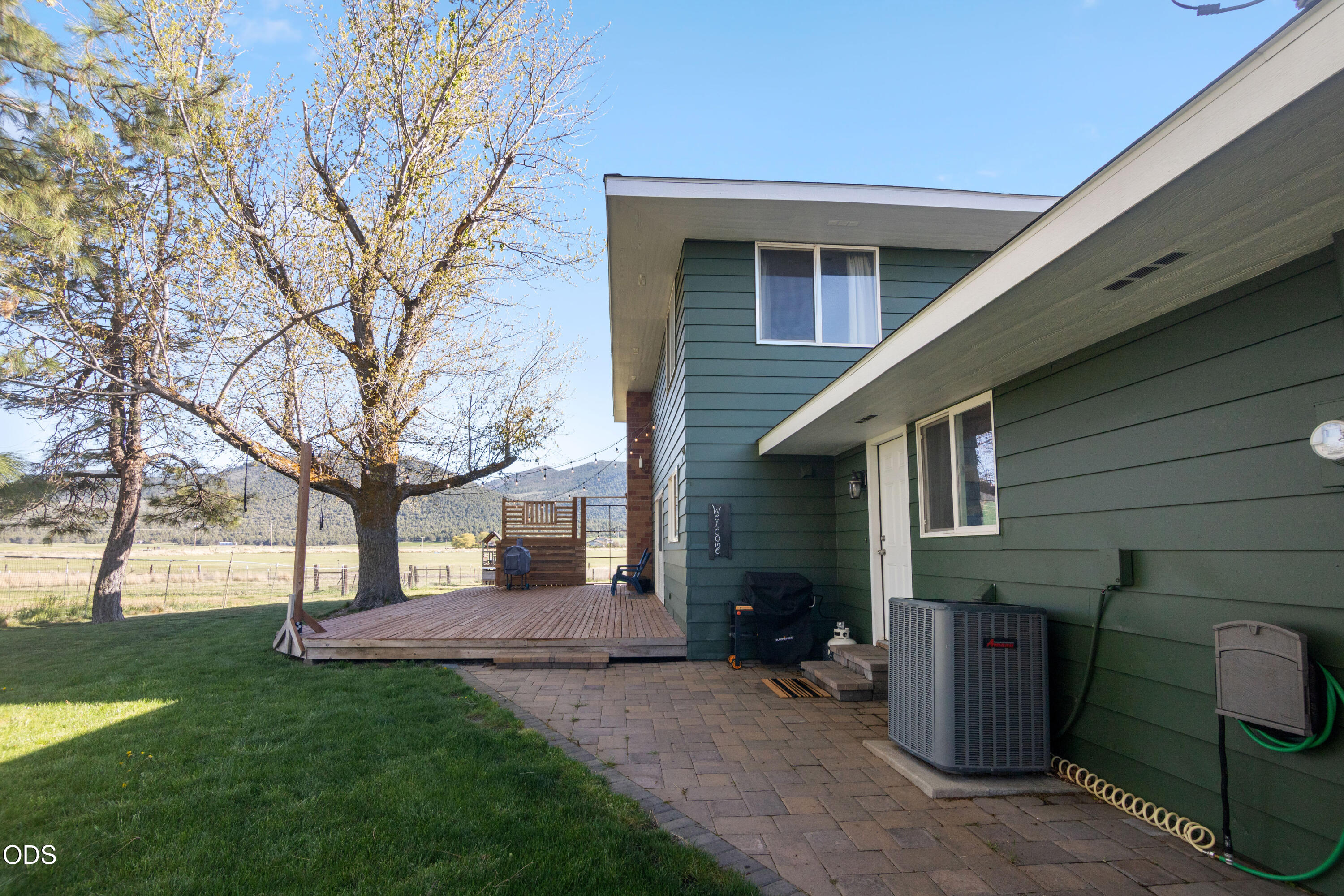 8270 Hill Road Klamath Falls, OR 97603 - Photo 26 of 30