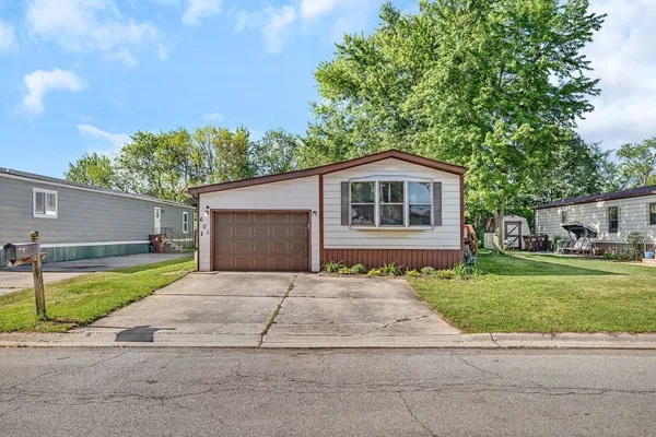 $57,000 | 606 Tanglewood Road, Matteson, IL 60443
