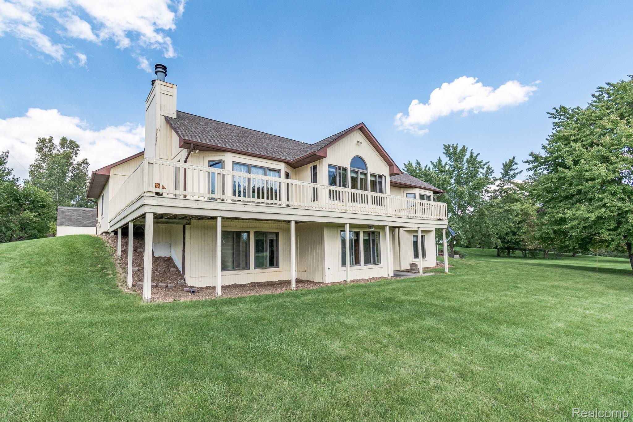 3369 Lahring Road Linden, MI 48451 - Photo 6 of 49 HardyMediaCompany-4633.jpg