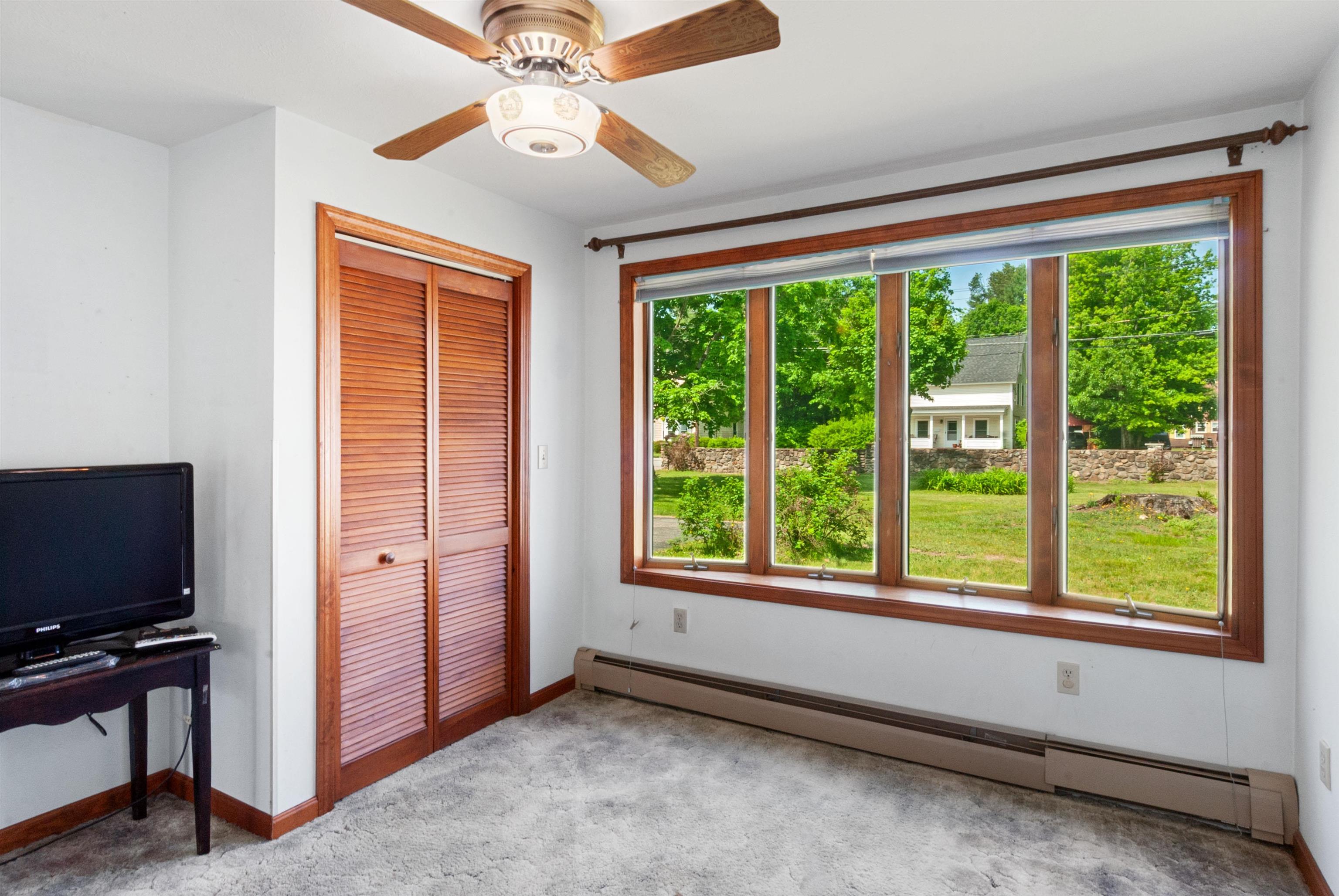 148 Charles Street Rochester, NH 03867 - Photo 15 of 25
